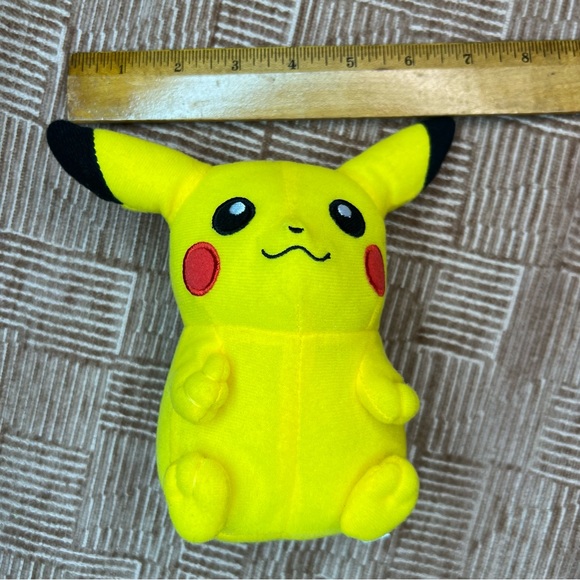 Pokémon Pikachu & Jigglypuff Plush Set - Picture 10 of 12